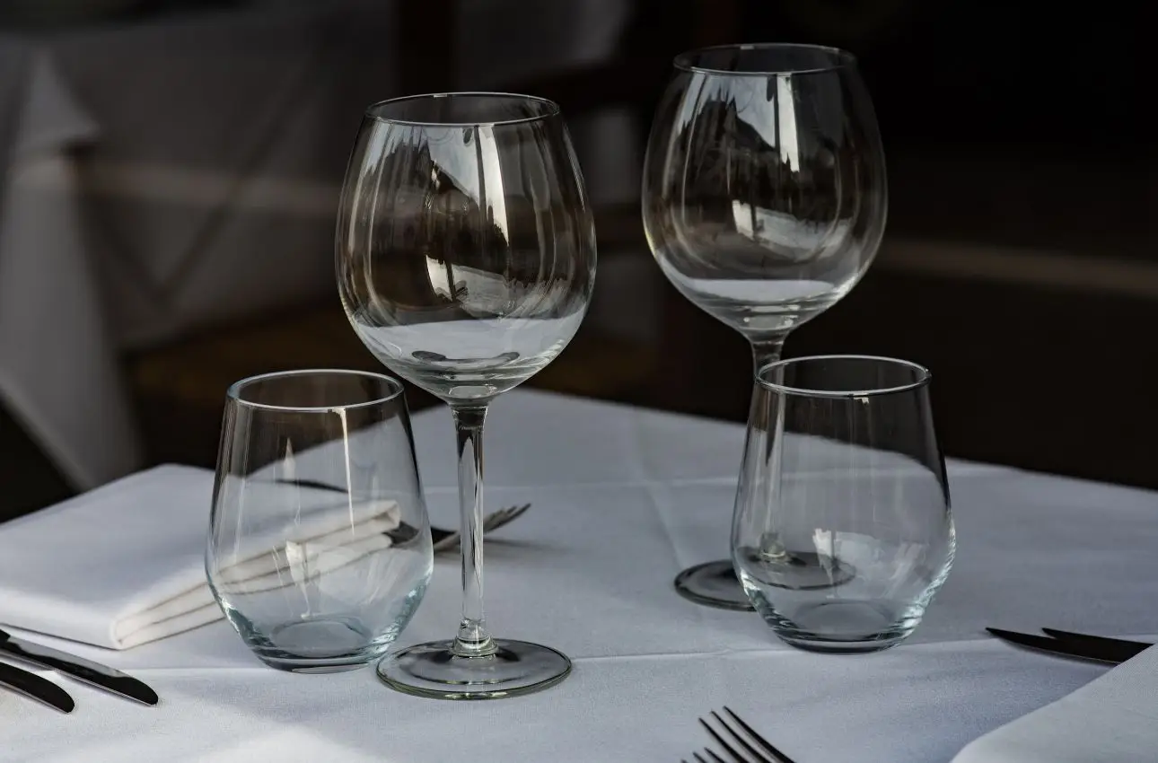Torna la truffa del conto maggiorato al ristorante. I consigli per non cadere nella trappola Immagine selezionata