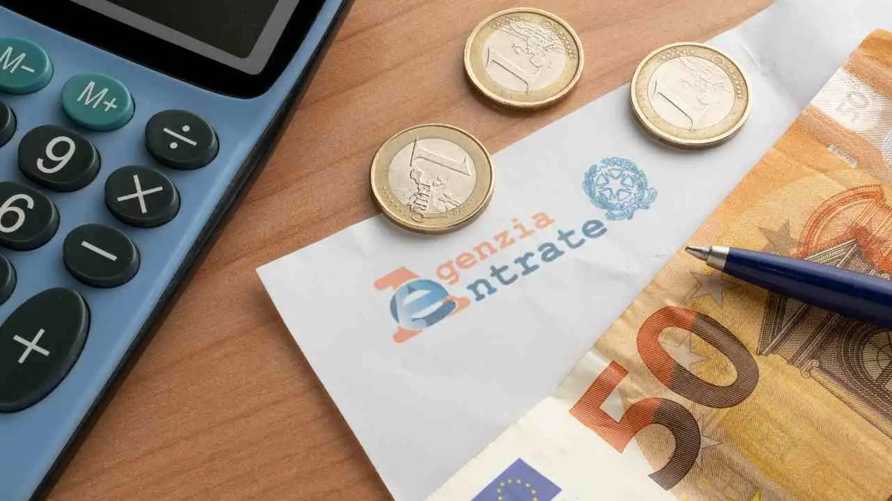 Quali sono i vantaggi delle carte di debito rispetto al contante nel 2025 Quali sono i vantaggi delle carte di debito rispetto al contante nel 2025